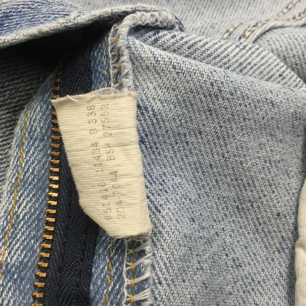 Lee brand item